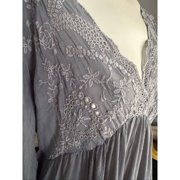 Johnny Was Women's Gray Cupra Rayon V-neck Embroidered Eyelet Tunic Dress Medium - Picture 2 of 6